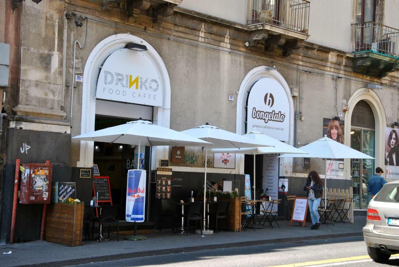 Wonderful Via Etnea Apartment Catania Bagian luar foto