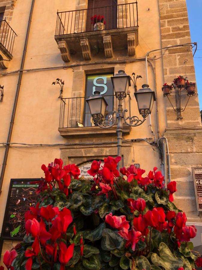 Wonderful Via Etnea Apartment Catania Bagian luar foto